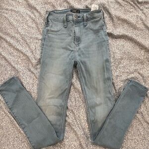 Abercrombie & Fitch jeans